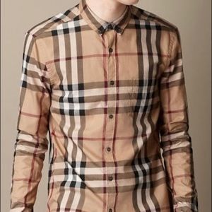 Burberry Button Down 👔